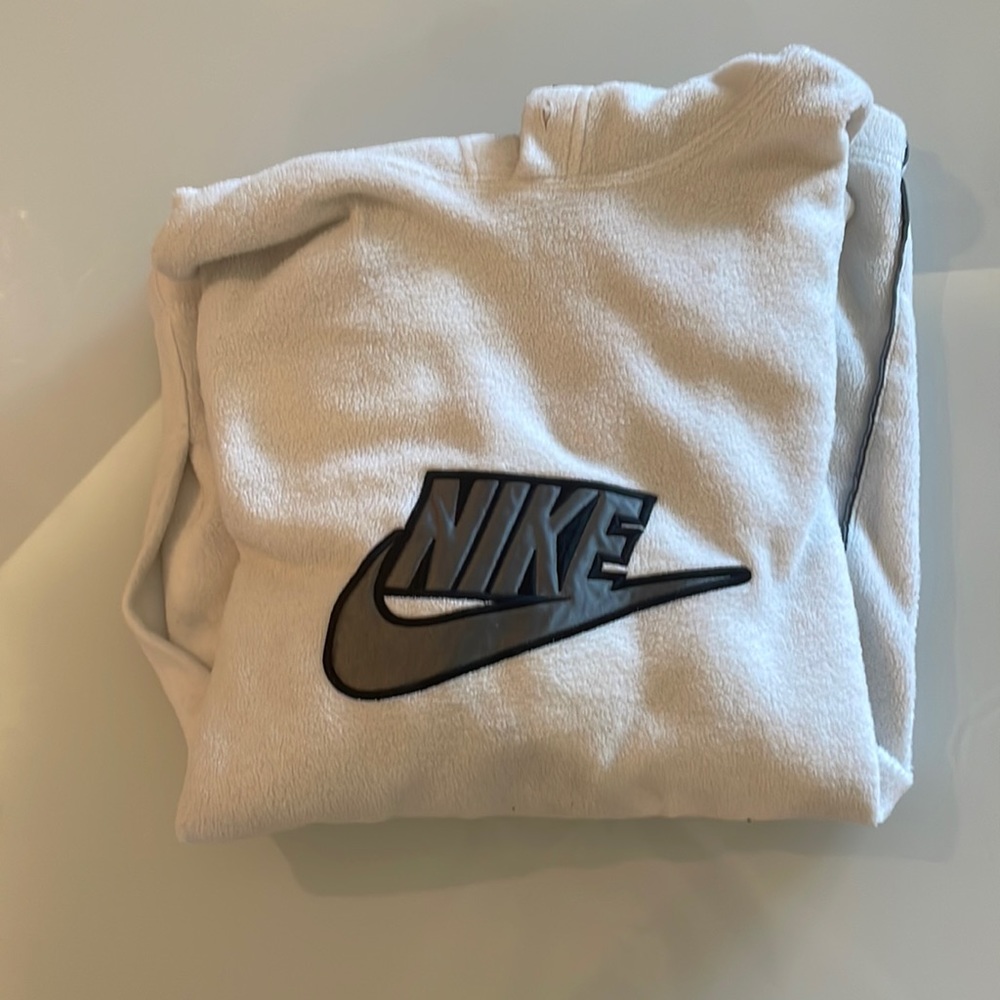 Nike | Hoodie | XL | White | Grey Logo | Great Condition (No Strings)